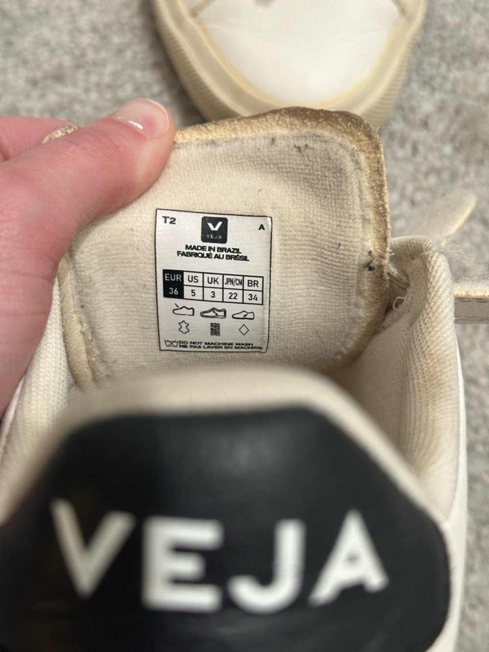 Veja Recife Leather White/Black Shoe Size 5 (FLAW/WEAR) - Picture 7 of 8